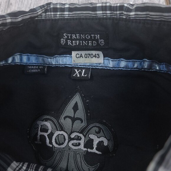 Roar Men Biker Rockabilly Shirt Size XL Black Plaid Strength Refined Long Sleeve - Picture 6 of 10